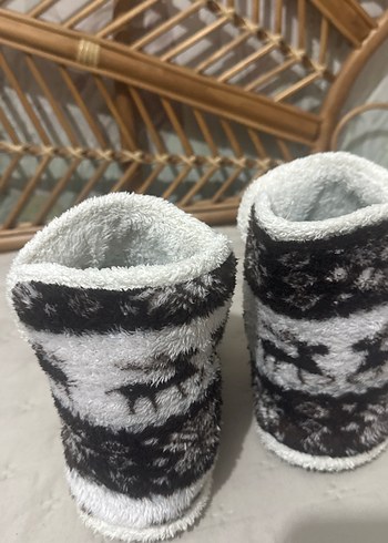 Kadın Gri Örgü Sıcak Ev Terliği - Görsel 3