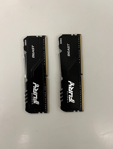 KİNGSTON FURY BEAST RGB 3600MHz 2x8 16GB RAM