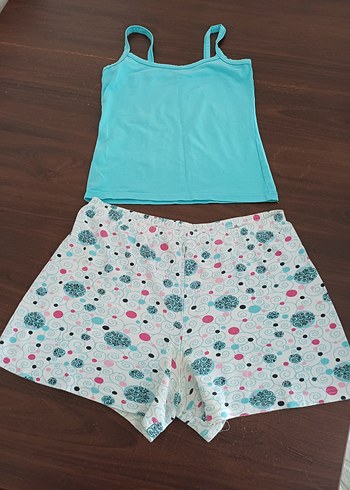 Diğer Turkuaz Askılı ve Desenli Şortlu Kadın Pijama Takımı