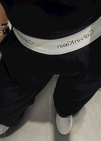 Calvin Klein m
