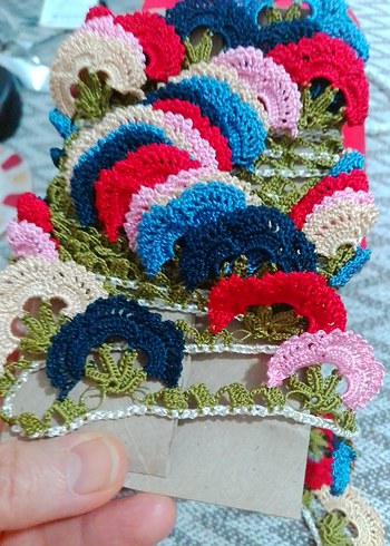 Renkli Fırfırlı Örgü Kadın Fular - Görsel 8