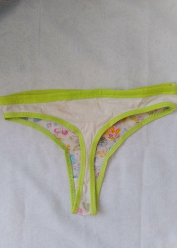 Desenli tül string Kadın Külot - Görsel 3