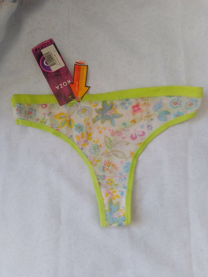 Desenli tül string Kadın Külot - Görsel 4