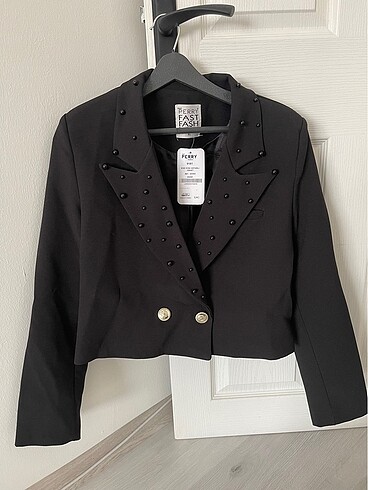Siyah inci blazer crop ceket