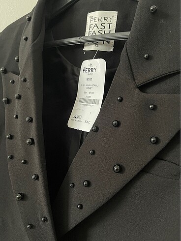 xl Beden Siyah inci blazer crop ceket