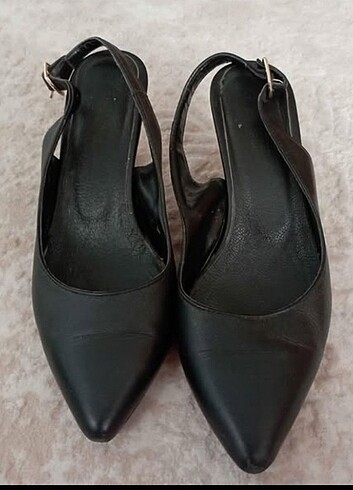 Siyah deri topuklu sandalet  - Görsel 3