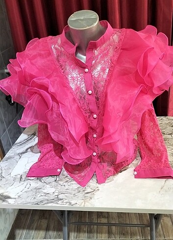 Farklı renk ve modellerde bluz - Görsel 9