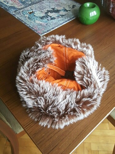 kurklu şapka 