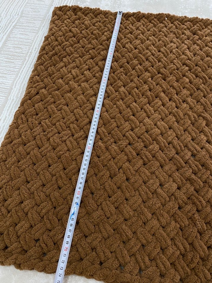 Kahverengi Örgü Çocuk Battaniyesi - Görsel 4