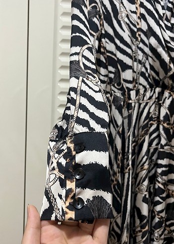 Diğer Zebra Desenli Zincir Detaylı Uzun Elbise