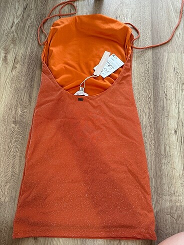 m Beden Pull & bear simli elbise