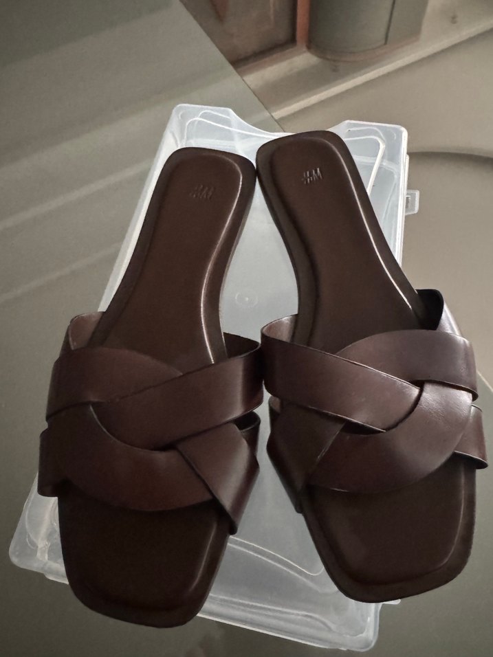 Kahverengi Kadın Topuklu Terlik - Görsel 3