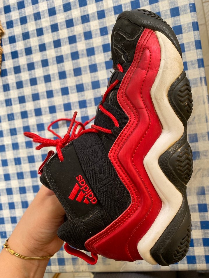 Kırmızı Bağcıklı Basketbol Ayakkabısı orjinal - Görsel 3