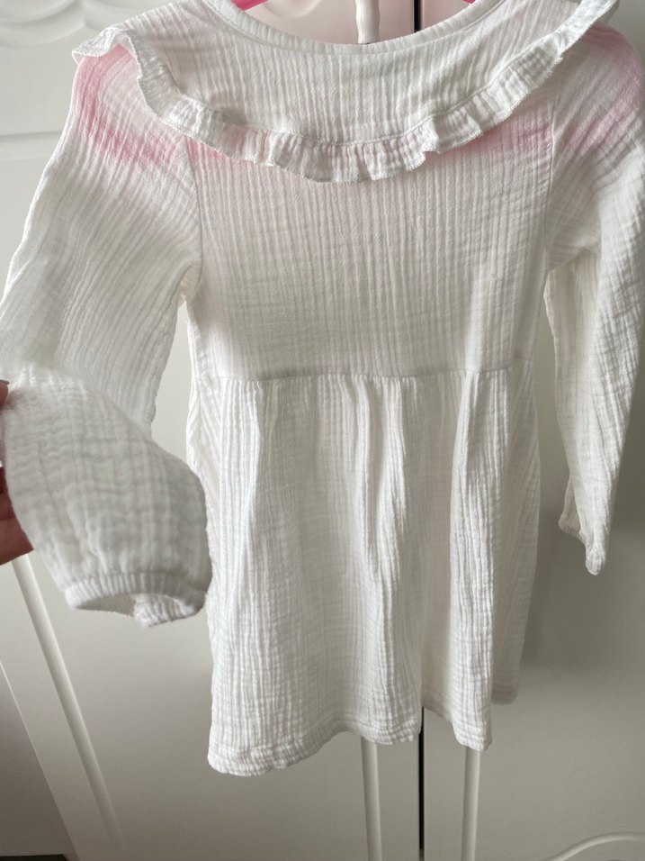 Kız Çocuk Beyaz Düğmeli Keten Bluz - Görsel 2