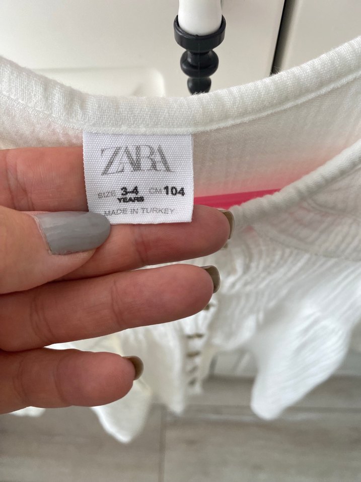 Kız Çocuk Beyaz Düğmeli Keten Bluz - Görsel 3