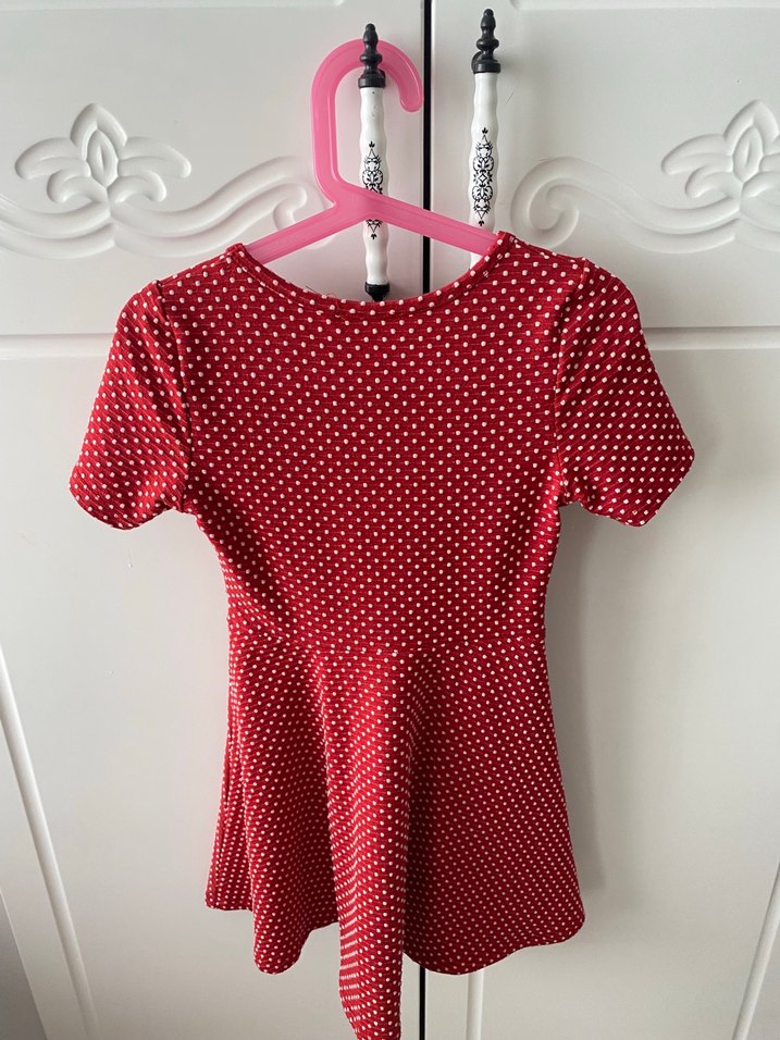 Kız Çocuk Kırmızı Puantiyeli Kısa Kollu Elbise - Görsel 2