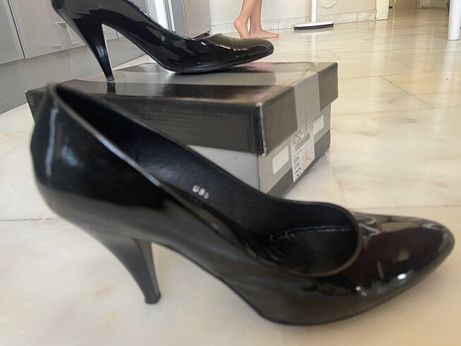 38 Beden Siyah stiletto