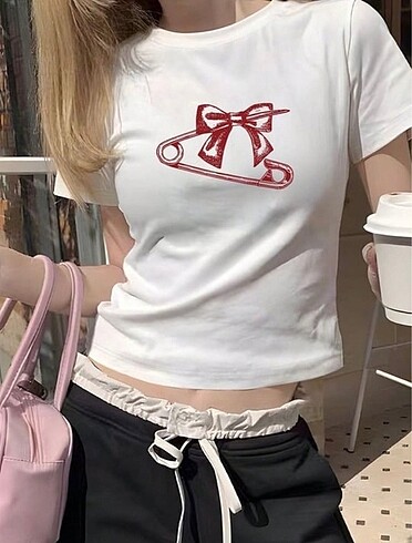 Kemer Boy Kurdele Baskılı Baby Tee