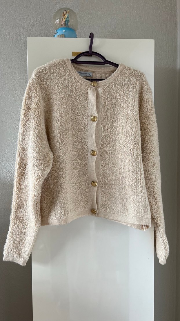 Bej Düğmeli Kadın Triko Hırka - Görsel 2