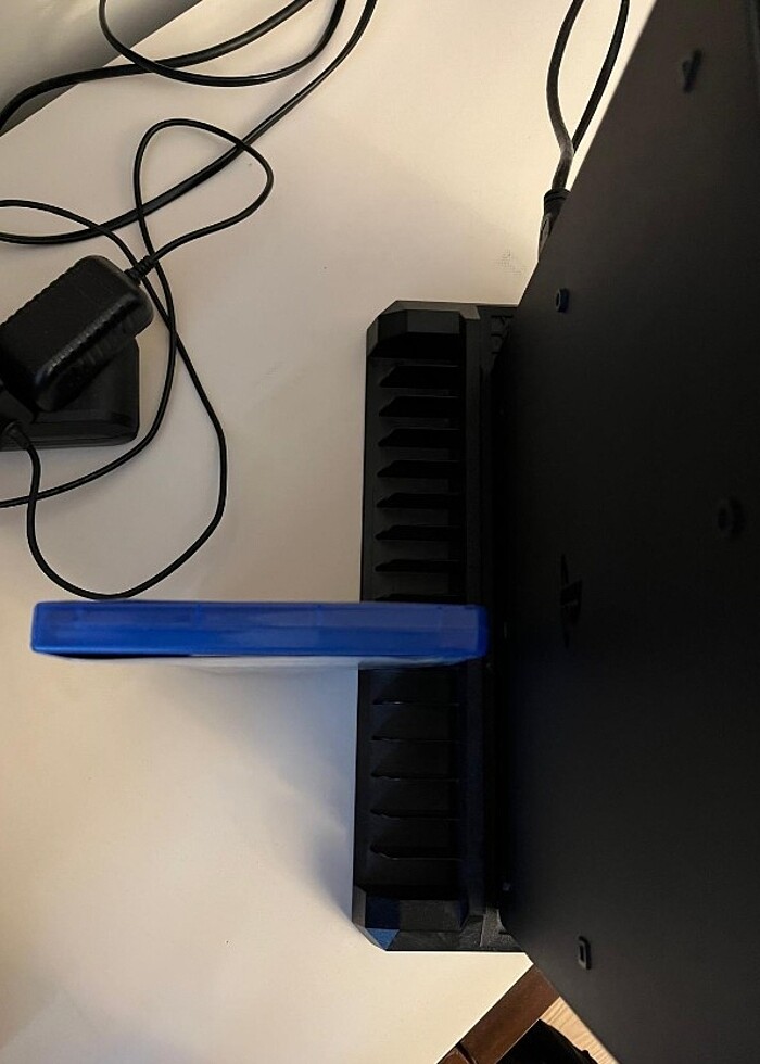 PS4 Slim 500GB+Soğutucu&Şarj İstasyonu+Oyunlar - Görsel 3