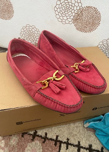 Pembe süet tokalı kadın babet