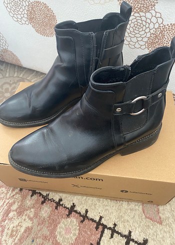 Deichmann Kadın Siyah Deri Tokalı Biker Bot