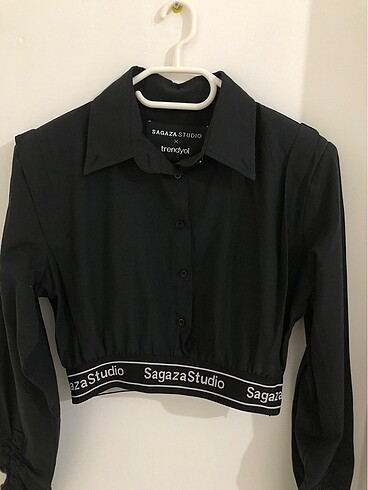 38 Beden Sagazaxtrendyol crop gömlek