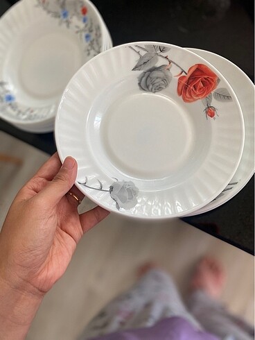 Diğer Yemek tabağı