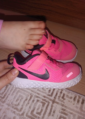 22 Beden pembe Renk Nike Kız Çocuk Spor Ayakkabı