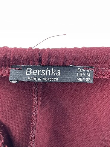 m Beden bordo Renk Bershka Düz Kesim %70 İndirimli.