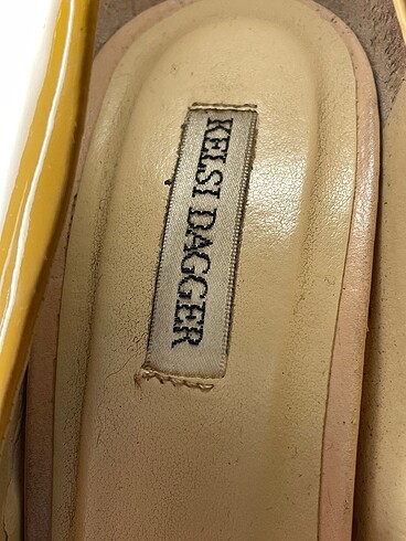 38 Beden sarı Renk Kelsi Dagger Platform %70 İndirimli.