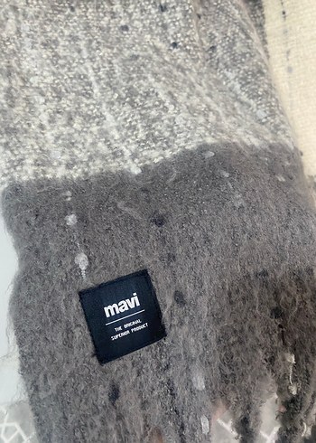 Gri Yün Kadın Püsküllü Şal - Görsel 2