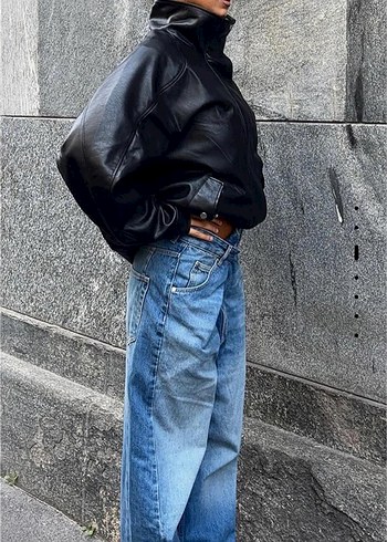 Siyah Kemerli Deri Görünümlü Ceket - Görsel 2