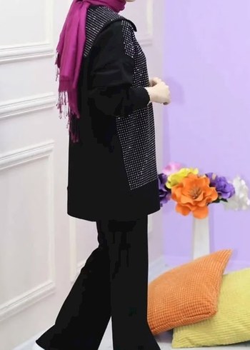 Parlak Pul Detaylı Siyah Uzun Kadın Ceket - Görsel 2
