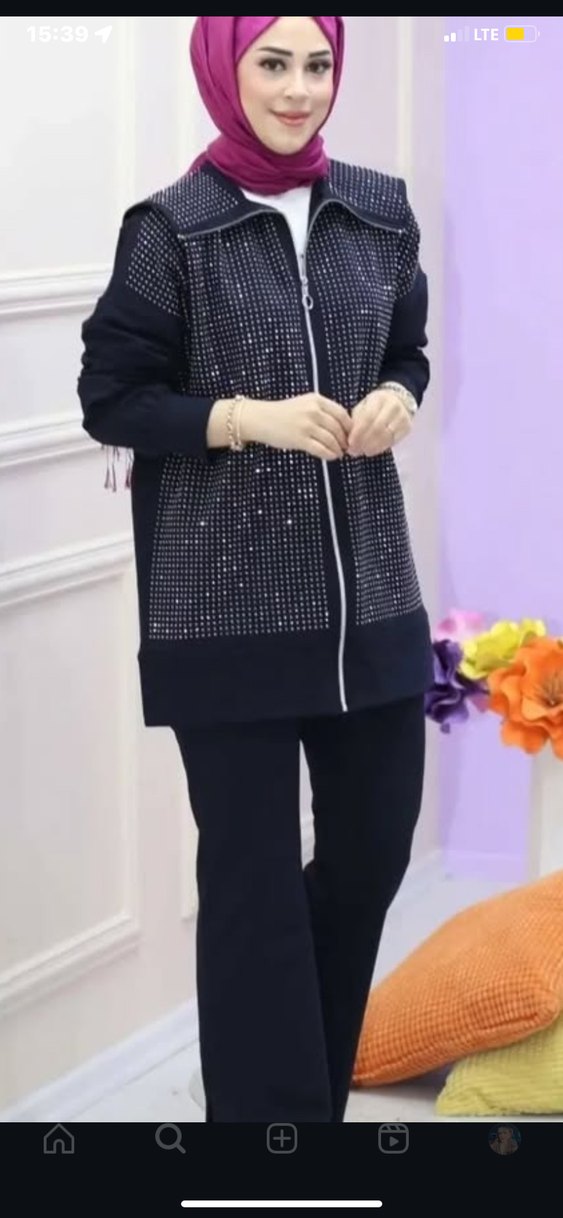 Parlak Pul Detaylı Siyah Uzun Kadın Ceket - Görsel 4