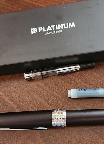Platinum Plaisir (Siyah) F Uç + Mavi Kartuş + Dönüştürücü