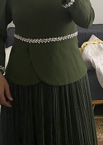 Koyu Haki eteği Pileli Kadın tesettür elbise - Görsel 2