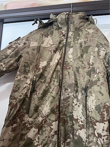 Askeri mont parka