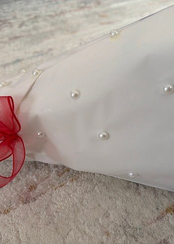 Dantel Detaylı Kırmızı Gelin Buketi - Görsel 2