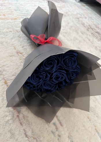 Lacivert Çiçek Desenli Kadın Broş - Görsel 2