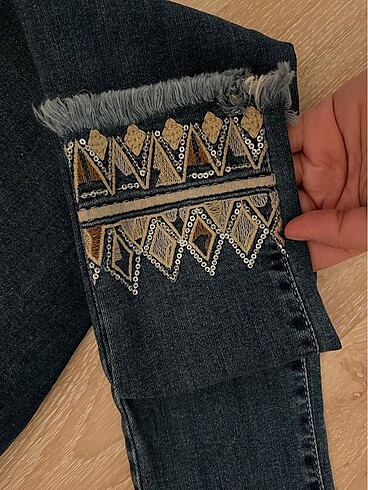 27 Beden mavi Renk Kdın jean
