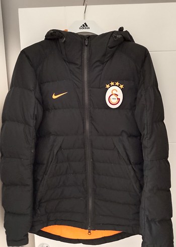 Nike Galatasaray Siyah Kapusonlu Sisme Mont
