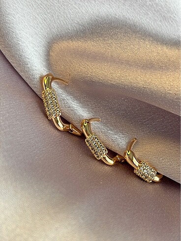 Diğer Gold küpe