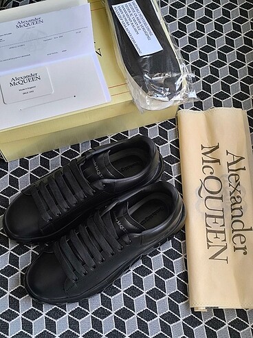 43 Beden ALEXANDER MCQUEEN