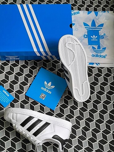 41 Beden beyaz Renk ADİDAS SUPERSTAR KLASİK