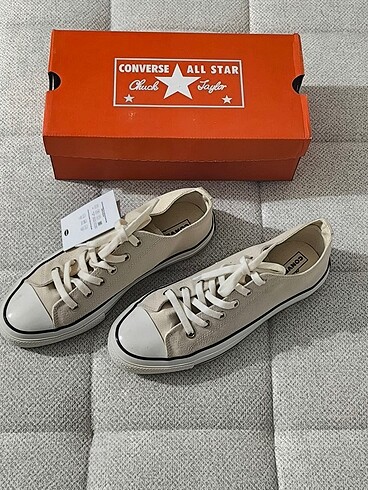 37 Beden Converse kadın spor ayakkabı