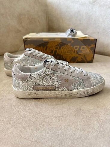 GOLDEN GOOSE DELUXE