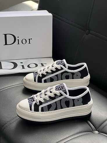 Dior DİOR YENİ SEZON