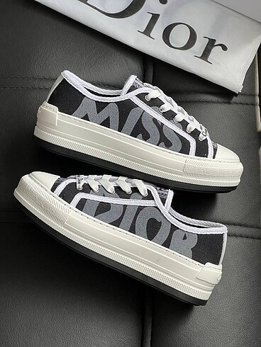 Dior DİOR YENİ SEZON KADIN AYAKKABI