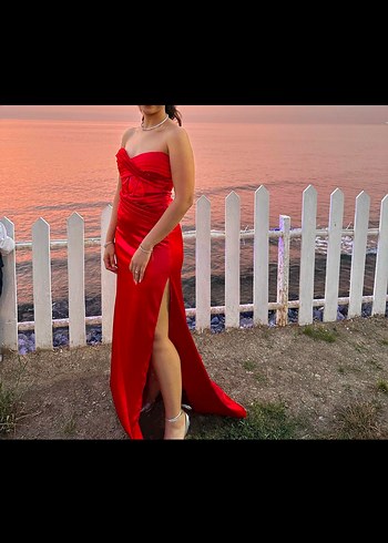 Parlak Kırmızı Straplez Uzun Abiye Elbise - Görsel 2